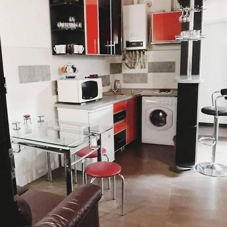 Апартаменти Біля Оперного І Форуму В Центрі Λβιβ Εξωτερικό φωτογραφία